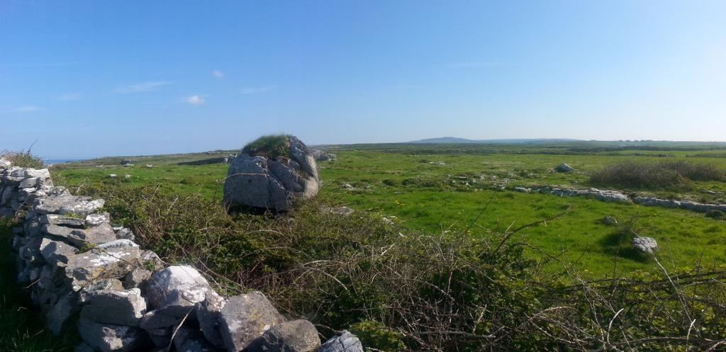 Aille River Tourist Hostel And Camping Doolin Ngoại thất bức ảnh