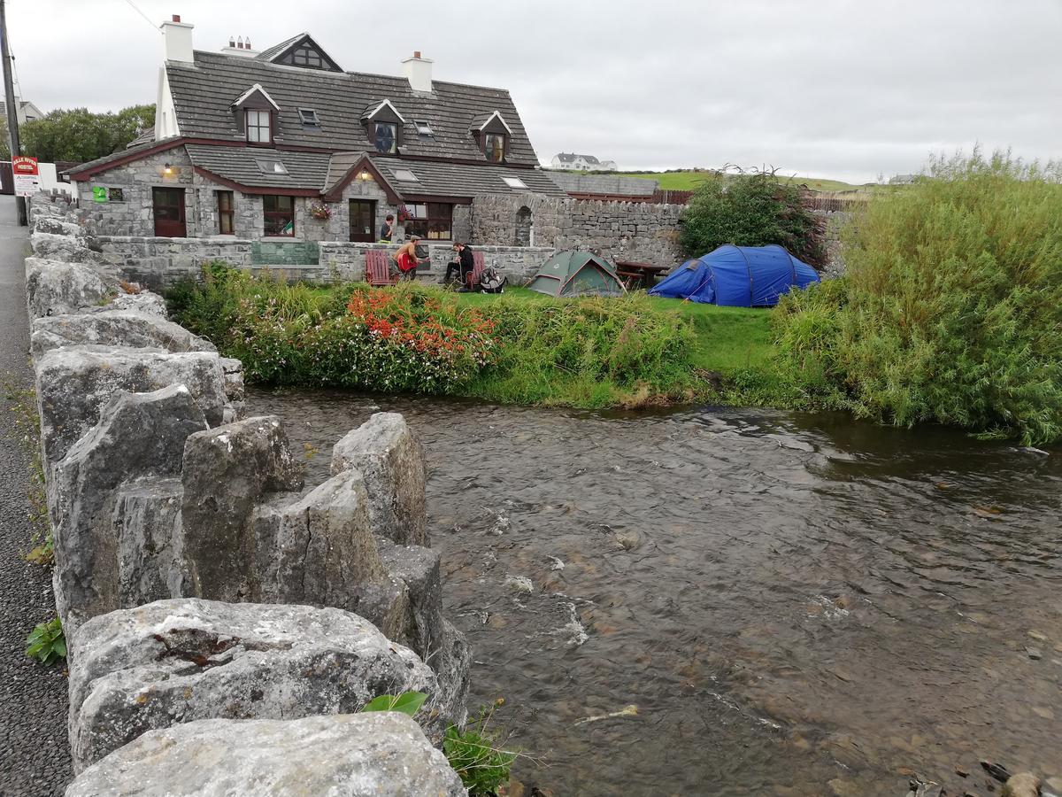 Aille River Tourist Hostel And Camping Doolin Ngoại thất bức ảnh