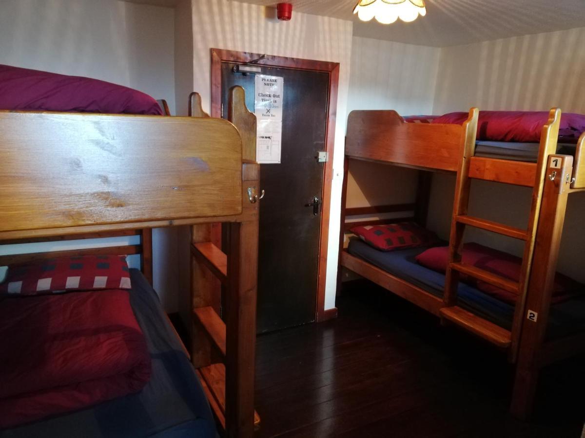 Aille River Tourist Hostel And Camping Doolin Ngoại thất bức ảnh
